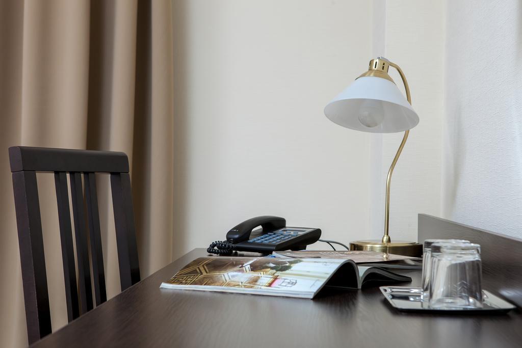 Sovskiye Prudy Hotel Kiev Camera foto