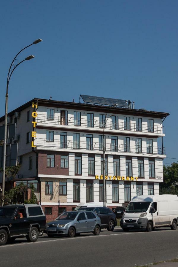 Sovskiye Prudy Hotel Kiev Esterno foto